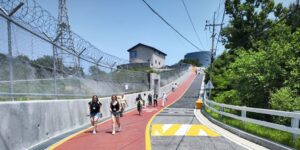 la guerra psicológica en la frontera de Corea