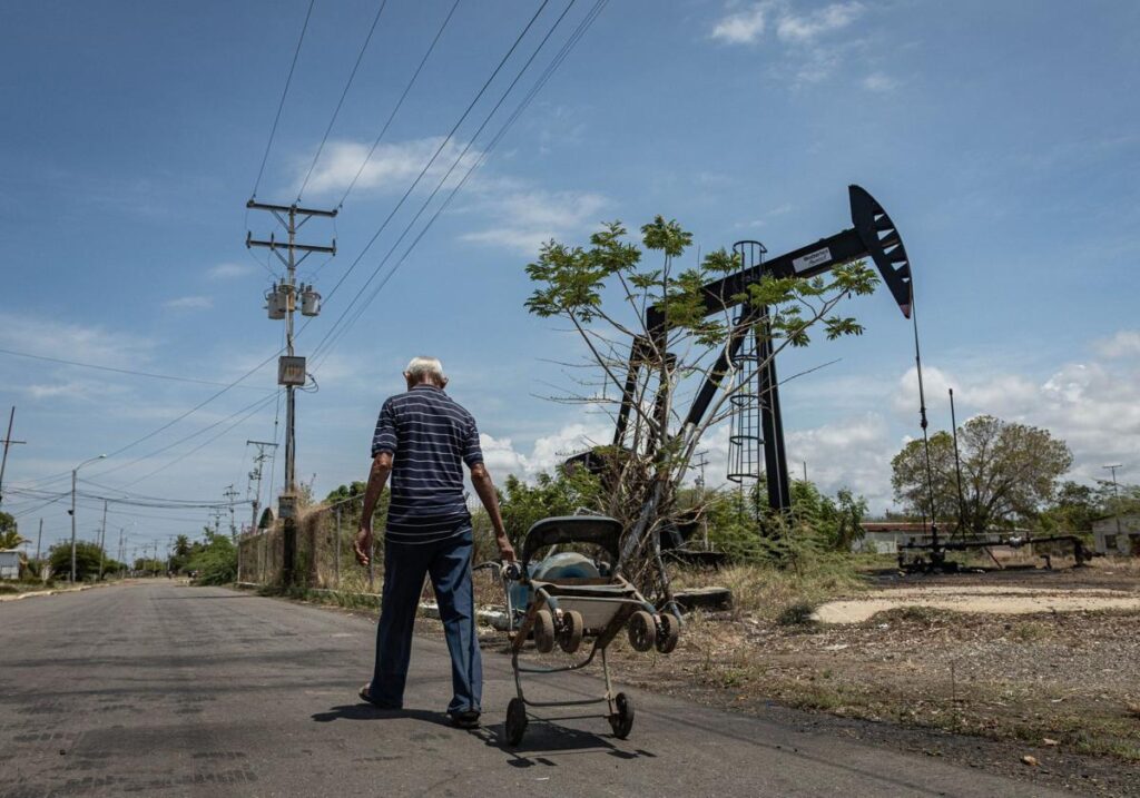 «¿Por qué se van Chevron y Repsol y se queda Maduro?» Los efectos de las sanciones de Trump en Venezuela