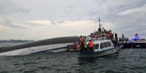 Al menos 34 muertos y más de una docena de desaparecidos en un naufragio de un barco turístico en Vietnam