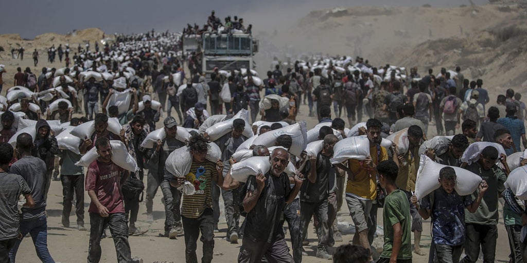 La ayuda vuelve por fin a Gaza tras la indignación por la hambruna