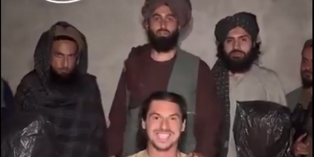 Los talibanes difunden un vídeo irónico en el que 'invitan' a los estadounidenses a pasar sus vacaciones en Afganistán
