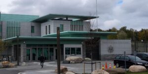 Un guardia de seguridad de la Embajada de EE.UU. en Oslo espiaba para Rusia e Irán