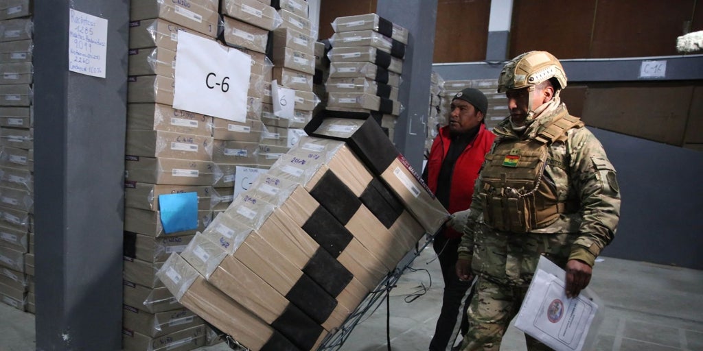 Bolivia se dispone a abrir una nueva etapa y dar la puntilla al movimiento de Evo Morales en la primera vuelta electoral