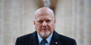 El fiscal jefe del TPI, Karim Khan, es acusado por una segunda mujer de acoso sexual