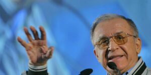 Muere a los 95 años el expresidente de Rumanía Ion Iliescu