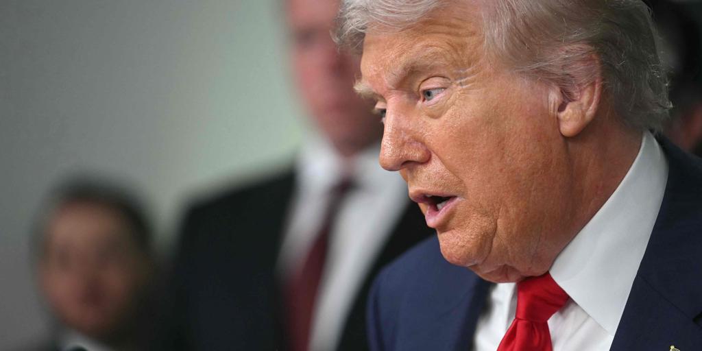 Trump se reunirá con Zelenski y líderes europeos para abordar la guerra de Ucrania antes del encuentro con Putin