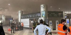 Un hombre provoca el caos en el aeropuerto de Malpensa (Italia) tras prender fuego a los mostradores