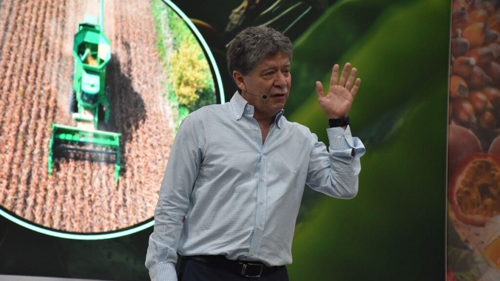 Noticias Nacionales: Polémico viaje de alcaldes a EE.UU.