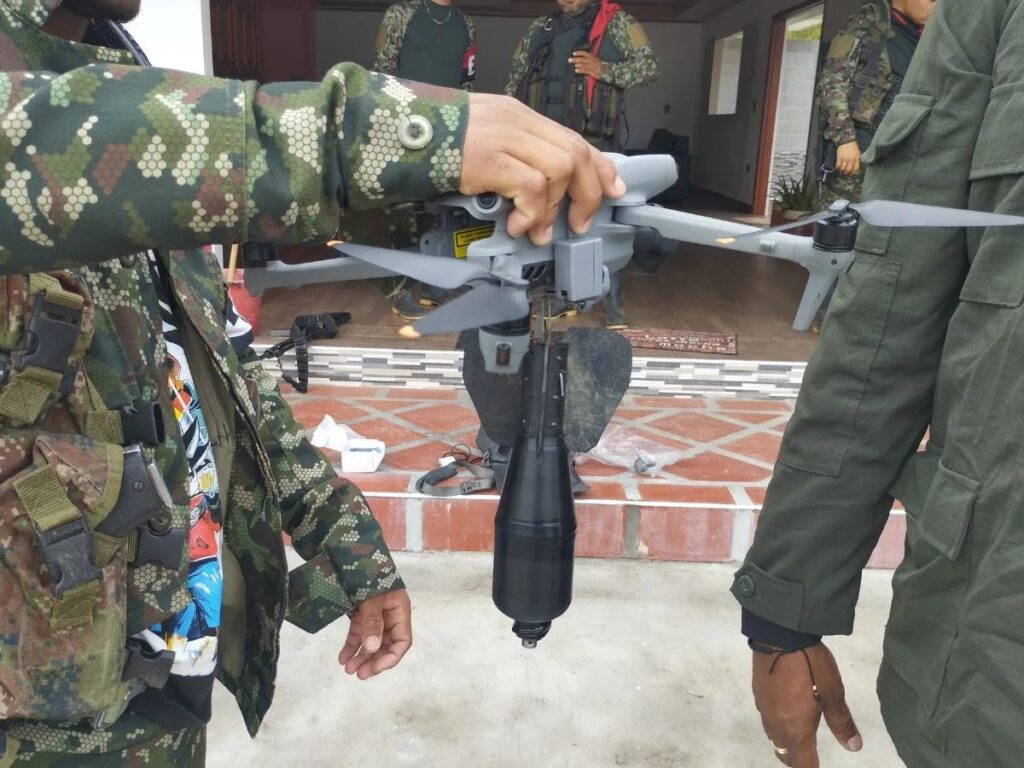 Noticias nacionales:Rechazo por ataque con explosivos en Jamundí