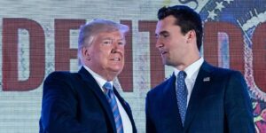 Quién es Charlie Kirk, el gran agitador del 'trumpismo' en la juventud de EE.UU.