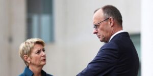 Suiza se ofrece a acoger las negociaciones de paz para Ucrania