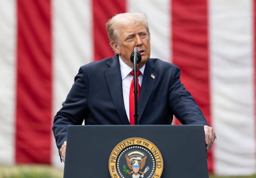 Trump dice que la ofensiva de Israel contra la ciudad de Gaza "podría resultar en la liberación" de rehenes