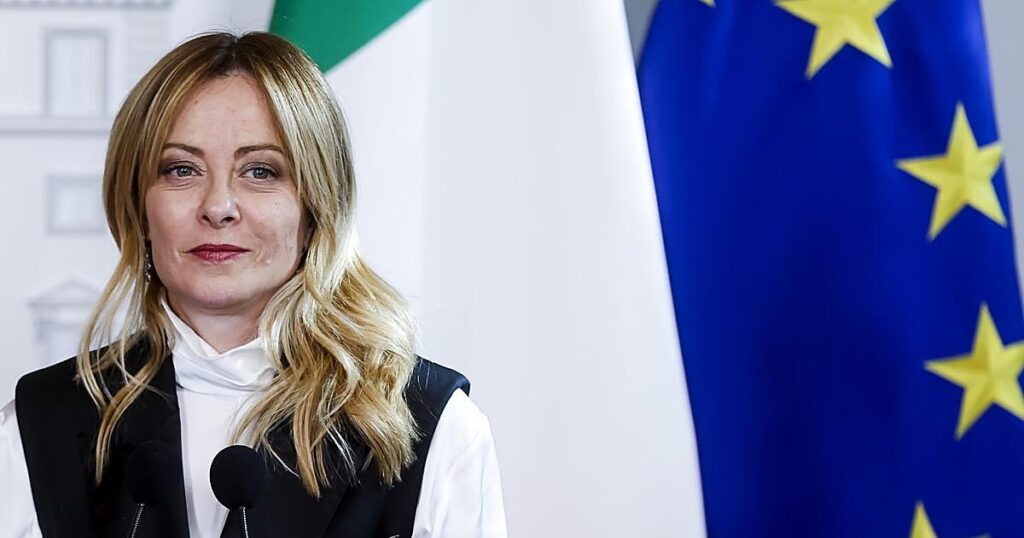 Un presentador ruso vuelve a atacar a Meloni e Italia: «Secuaces de Mussolini, apoyáis a los nazis ucranianos»