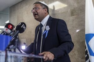 Ben Gvir pide a Netanyahu que "dé un golpe en la mesa de Trump" y vuelva a "una guerra masiva" en Líbano