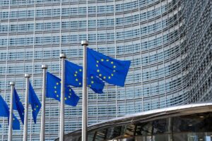 China avisa a la UE que tomará represalias "con firmeza" contra cualquier nueva "restricción discriminatoria"