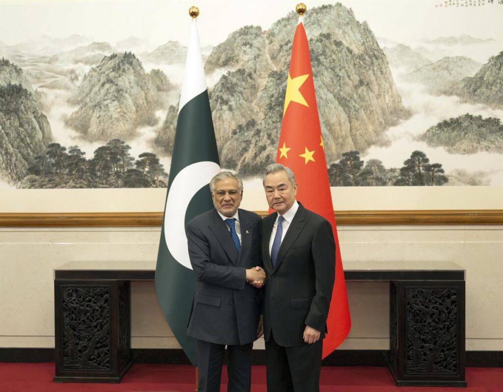 China y Pakistán abordan el conflicto en Irán a pocas horas de la llegada de Trump a Pekín