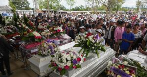 Colombia se encamina a las urnas marcada por la polarización y una escalada de violencia
