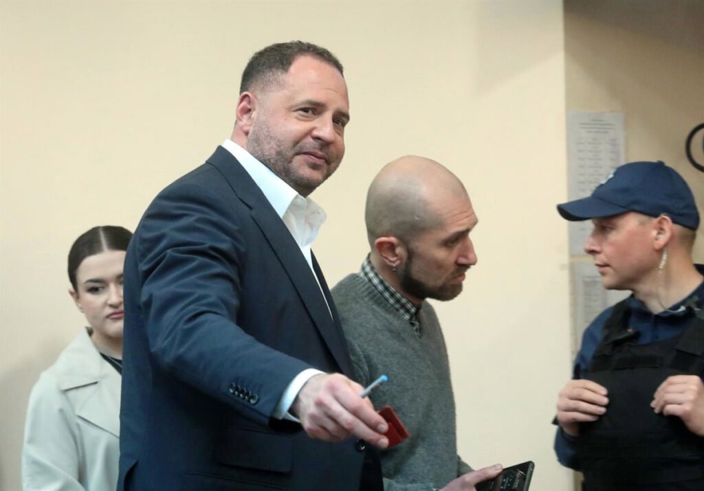 El exjefe de Gabinete de Zelenski sale en libertad tras pagar una fianza de 2,7 millones de euros