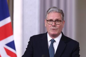 El laborismo de Starmer se juega su hegemonía frente al repunte de Farage y los Verdes en las elecciones locales