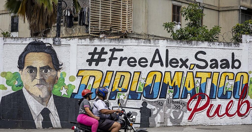 El régimen de Delcy ignoró su Constitución para extraditar a Alex Saab