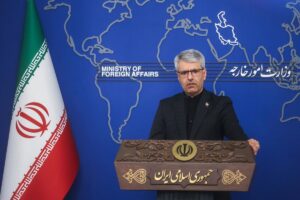 Irán confirma progresos en las conversaciones con EEUU pero descarta que la firma sea "inminente"