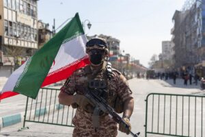 Irán incauta cinco embarcaciones con unos 200.000 litros de combustible frente a sus costas en Juzestán