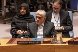 Irán tilda de sesgado el borrador de resolución de EEUU ante el Consejo de Seguridad sobre el estrecho de Ormuz