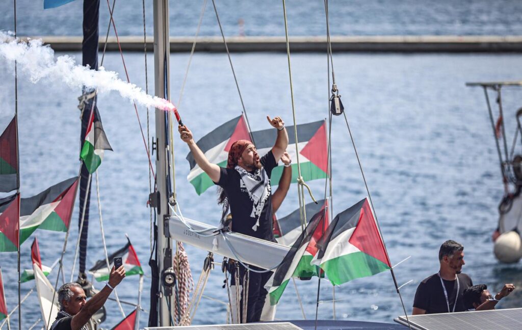 Israel advierte a una nueva flotilla con rumbo a Gaza que "dé la vuelta de inmediato"