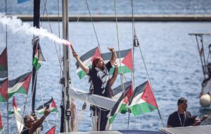 Israel advierte a una nueva flotilla con rumbo a Gaza que "dé la vuelta de inmediato"