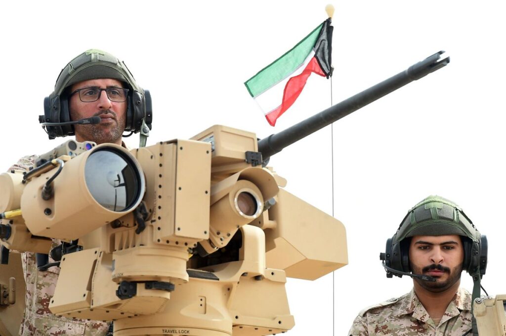 Kuwait acusa a Irán de un ataque con misiles y drones y alerta de "una peligrosa escalada" en la región