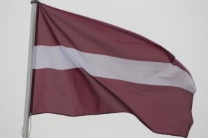 Letonia denuncia la caída en su territorio de dos drones llegados desde Rusia