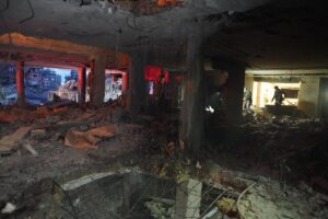 Los ataques isralíes han matado a 870 personas desde el alto el fuego de octubre en Gaza
