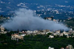 Mueren al menos 16 personas en nuevos bombardeos de Israel contra Líbano a pesar del alto el fuego