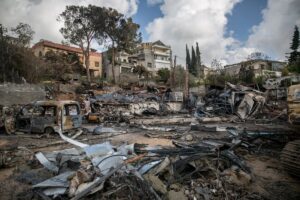 Mueren más de diez personas, incluidos tres niños y un soldado, en nuevos ataques israelíes en el sur de Líbano
