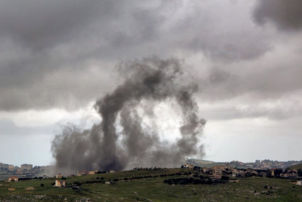 Mueren ocho personas, entre ellas dos niños, en bombardeos de Israel contra una autovía al sur de Beirut, en Líbano