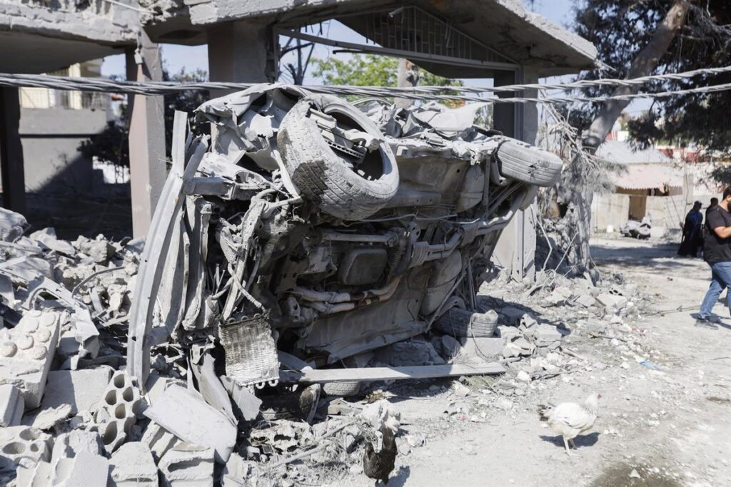 Mueren trece personas, entre ellas dos niños y un militar, en nuevos bombardeos de Israel contra Líbano