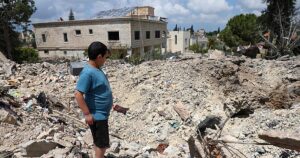 «Nos advirtieron que si un solo niño chií venía a la escuela, los israelíes la bombardearían»