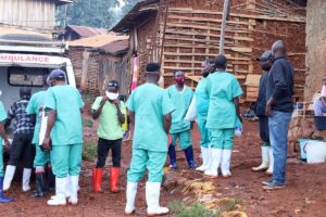 RDC y la OMS elevan a más de 900 los casos sospechosos de ébola y a más de 100 los confirmados