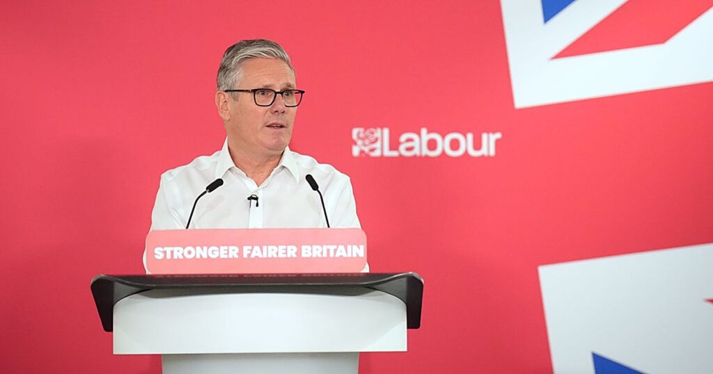Starmer promete devolver al Reino Unido «al corazón de Europa» en un intento de frenar la crisis que amenaza su liderazgo