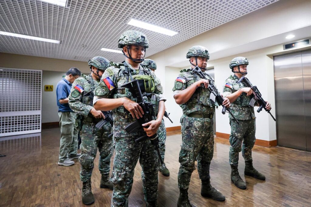 Tiroteo en el Senado de Filipinas mientras Dela Rosa se resiste a ser detenido