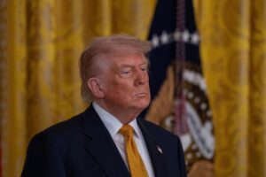 Trump amenaza con intervenir en México si el país "no hace su trabajo" contra el narcotráfico
