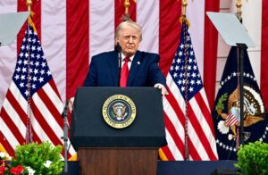 Trump arremete contra los medios y dice que incluso si Irán firmase la rendición hablarían de su "victoria"