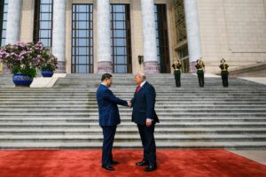 Trump destaca ante Xi los "fantásticos" acuerdos comerciales y el acercamiento de posturas sobre Irán