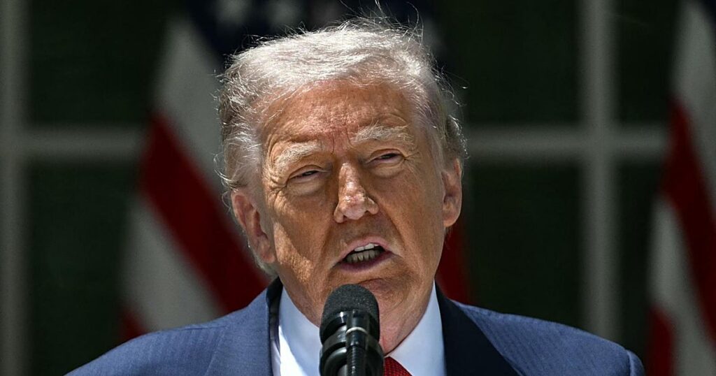 Trump dice que el narco gobierna México y pronto tomará medidas