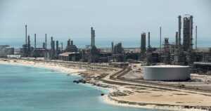 Al menos 14 muertos tras estrellarse un helicóptero de la petrolera Aramco en Arabia Saudí