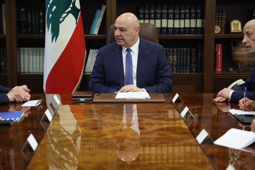 Aoun acusa a Irán de usar Líbano como "moneda de cambio" en sus conversaciones con EEUU