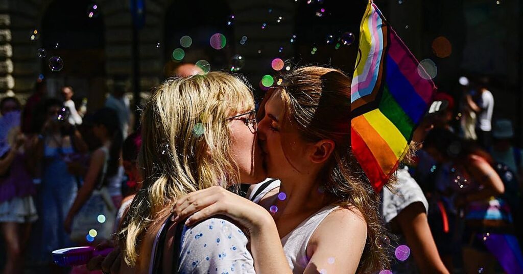 Budapest vuelve a celebrar el Orgullo tras la caída de Orbán