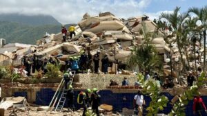 Buscan a 19 colombianos reportados como desaparecidos en Venezuela tras los terremotos
