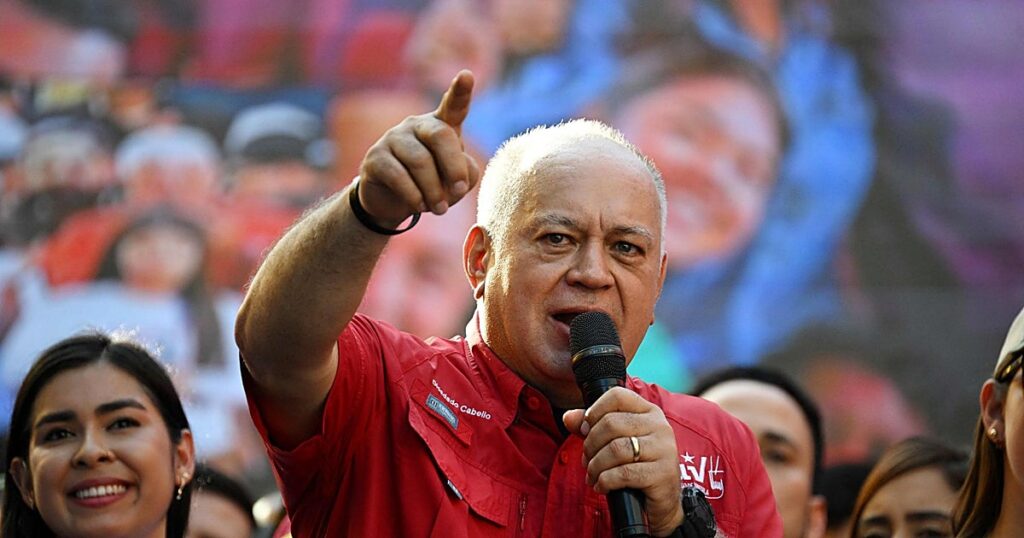 Cabello desmiente contactos con la opositora María Corina Machado