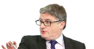 «Debemos pensar a largo plazo y mantener puentes con la sociedad rusa»